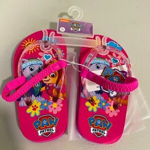 BRAND NEW w/TAGS Paw Patrol girls flip flops with back strap size 7-8